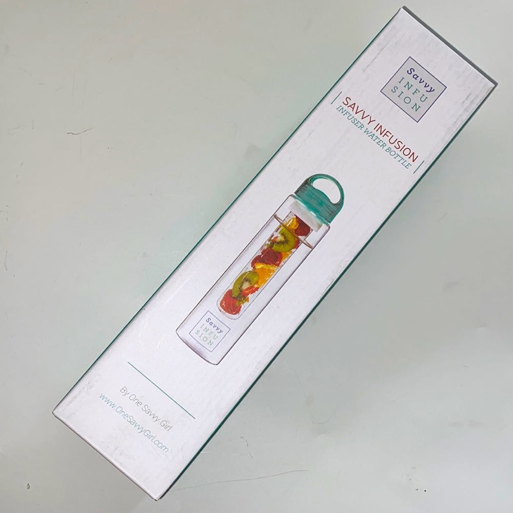 NEW Savvy Infusion Infuser 32 oz Water Bottle NIB teal lid